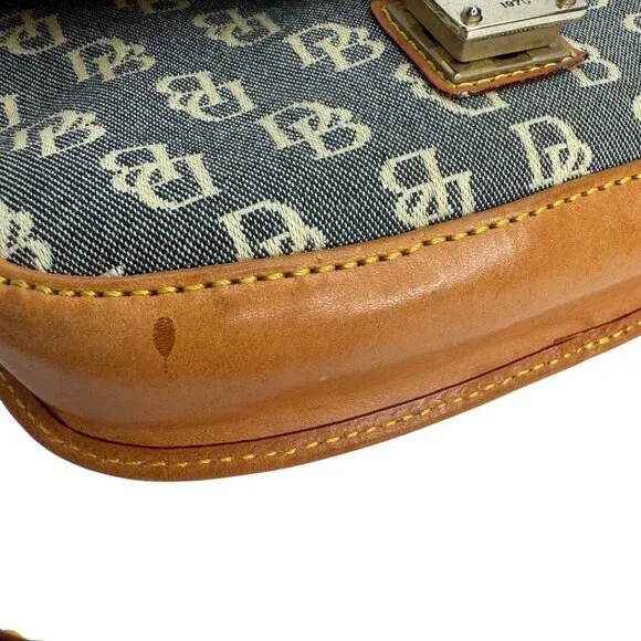 Y2K Dooney & Bourke Denim Signature Monogram Tan Leather Wristlet 7" Tan Removab - Picture 9 of 9